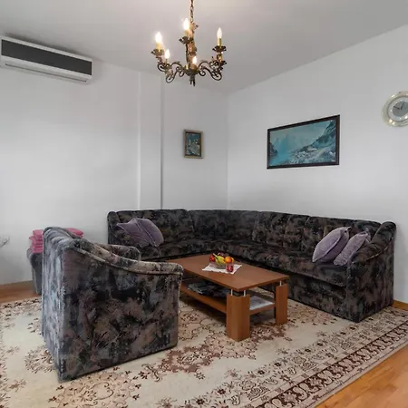 3 Bedroom Awesome In